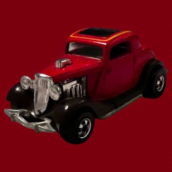 VINTAGE 1979 HOT WHEELS REAL RIDERS HIRAKER HOT ROD RED WITH FLAMES - Picture 1 of 4